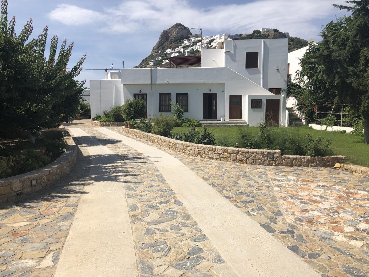 Deidamia Hotel Скирос Екстериор снимка