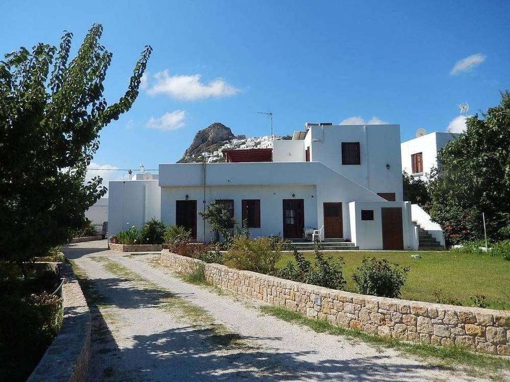 Deidamia Hotel Скирос Екстериор снимка